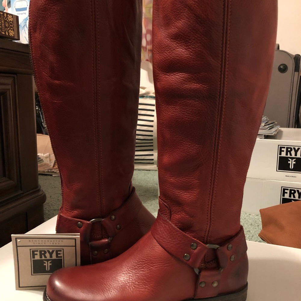 Frye Phillip Harness Tall Burnt Red